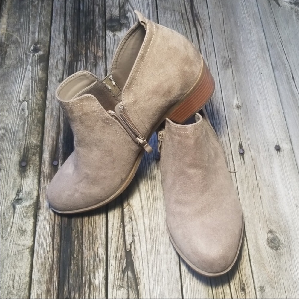 Torrid booties size 10